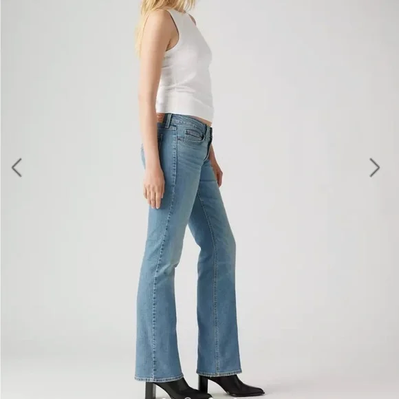 Levis Superlow Bootcut Women’s Jeans - Picture 2 of 5